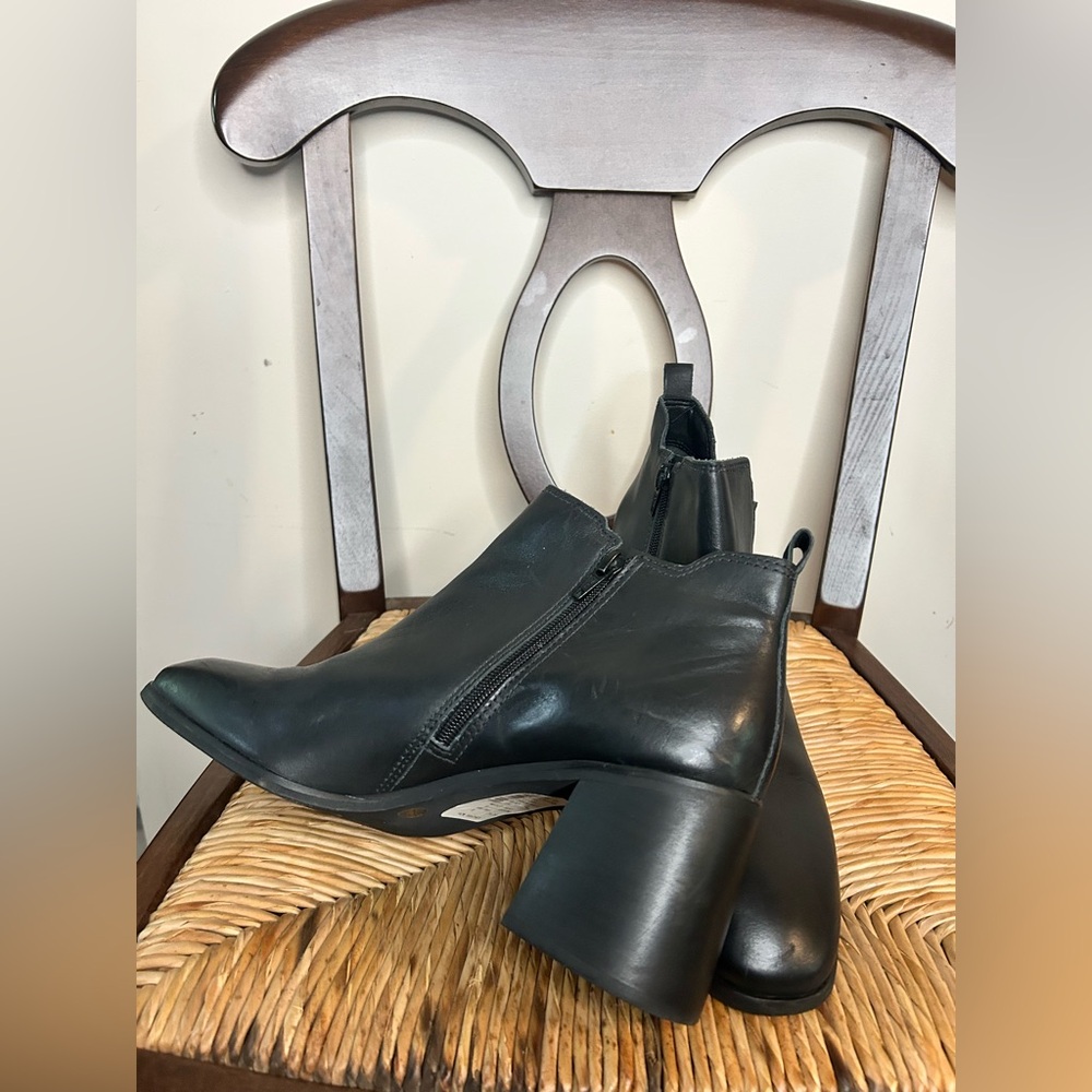 Lucky Brand Debruh Bootie Black